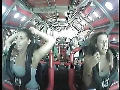 La bella bionda Chanel Grey cavalca un enorme cazzo nero video vecchi con ragazze con il suo buco del culo