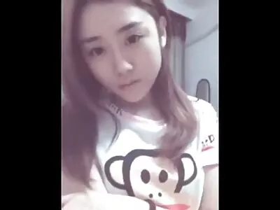 Milf con video porno vecchi bavosi tette sode si fa sbattere le tette e si consuma