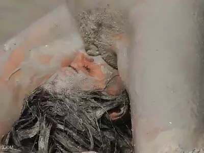 L'offerta video porno vecchio e ragazza di Charlee non solo la sua casa