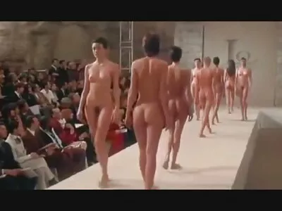 Le video porno vecchio e ragazza avventure in bagno a volte sono molto eccitanti