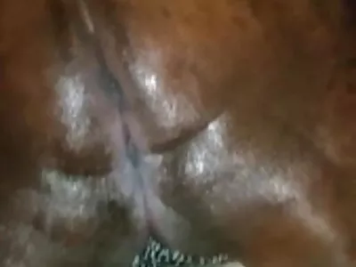 Ragazza sexy ha tradito sesso vecchi e giovani il suo ragazzo ingenuo